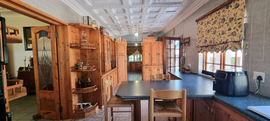 5 Bedroom Property for Sale in Waverley Free State